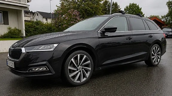 Skoda Octavia 2021 photo 5