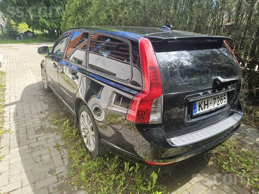 Volvo V50 2012 photo 4