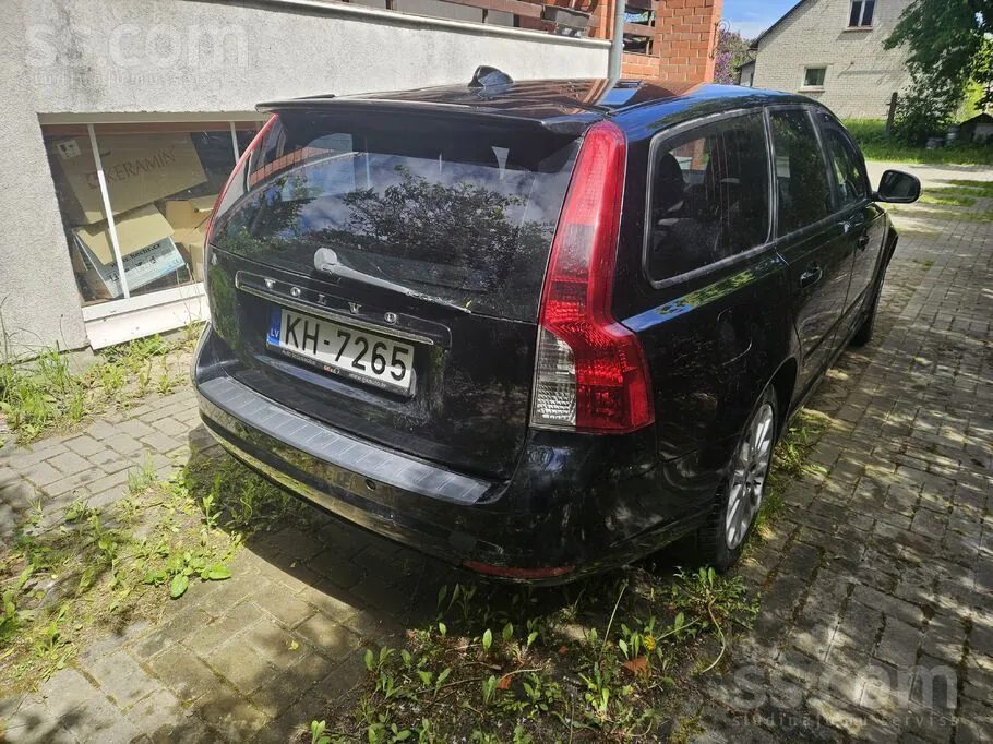 Volvo V50 2012 photo 3