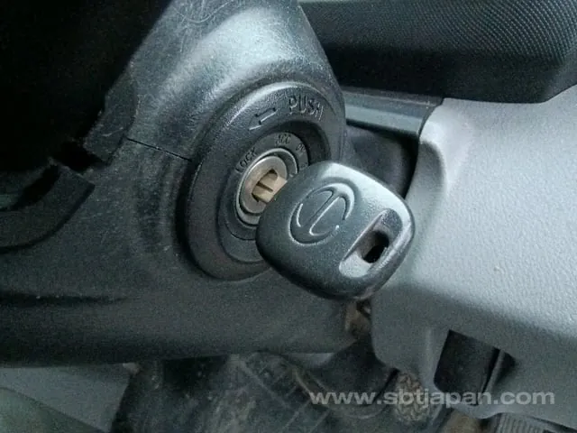 Hino Dutro 2019 photo 3