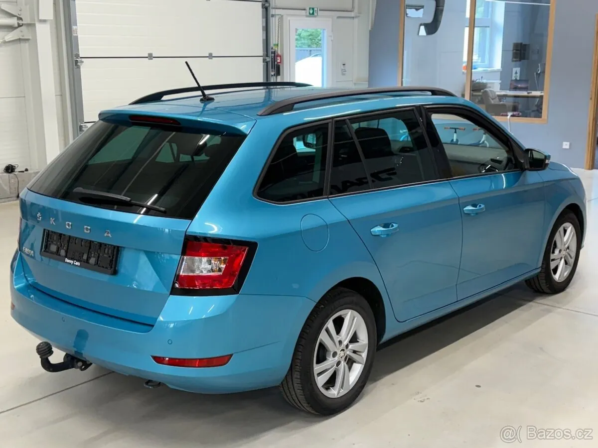 Skoda Fabia 2022 photo 3