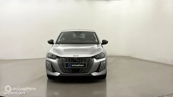 Peugeot 208 2025 photo 2