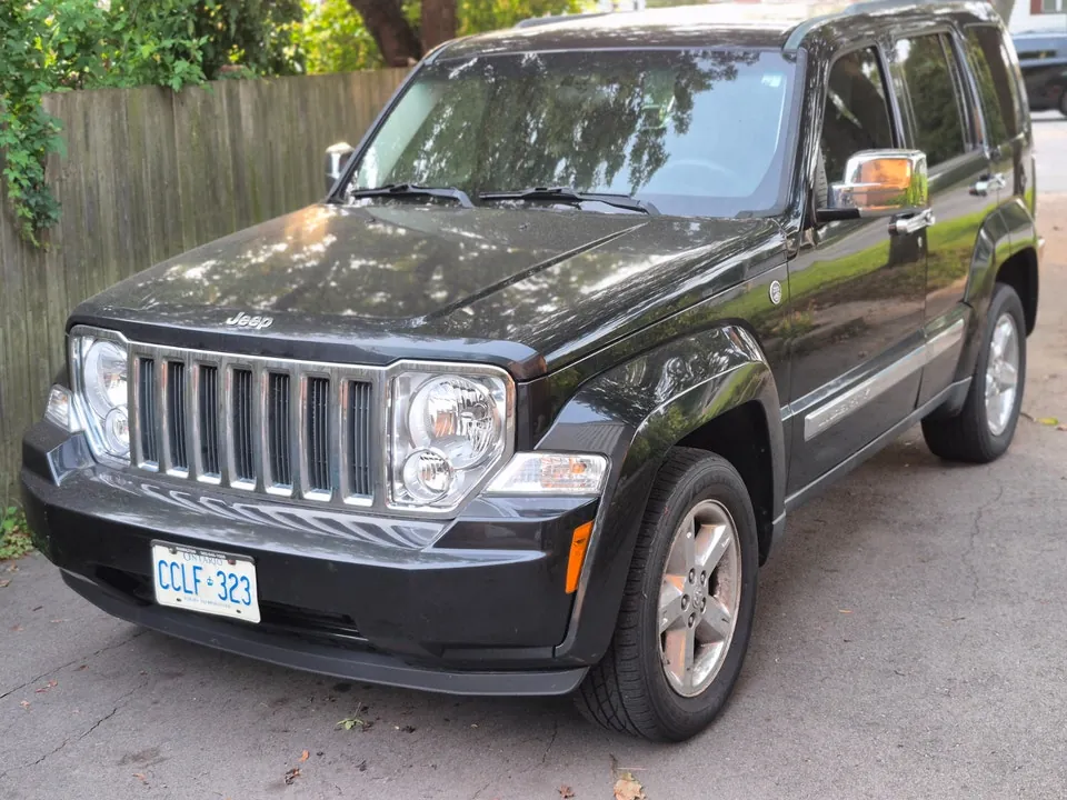 Jeep Liberty 2012 photo 3