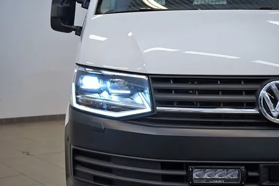 Volkswagen Transporter 2019 photo 2
