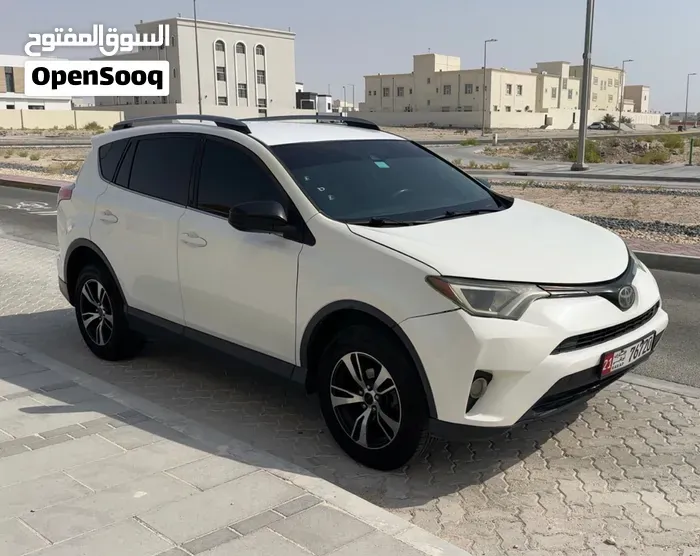 Toyota Rav 4 2018 photo 2