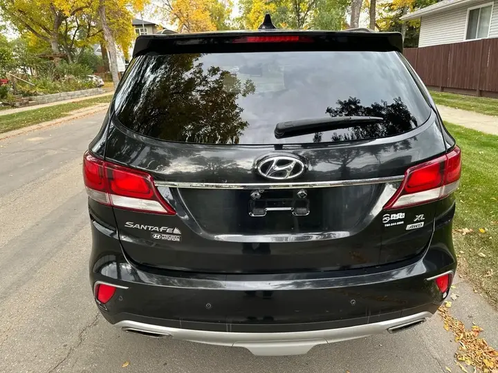 Hyundai Santa Fe 2018 photo 3