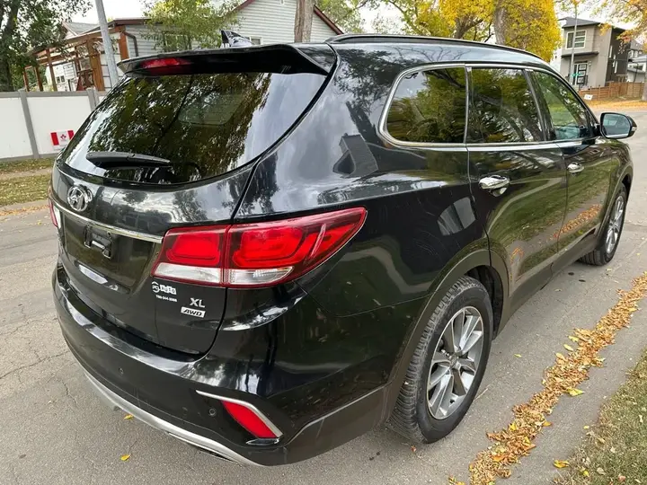 Hyundai Santa Fe 2018 photo 4