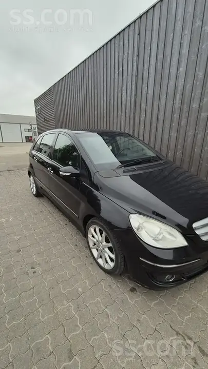 Mercedes-Benz B 180 2007 photo 4