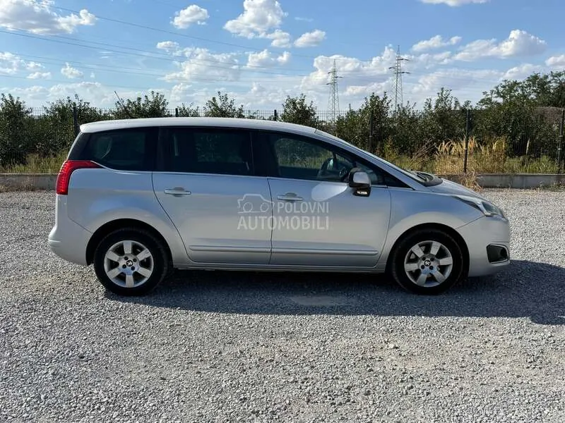 Peugeot 5008 2015 photo 3