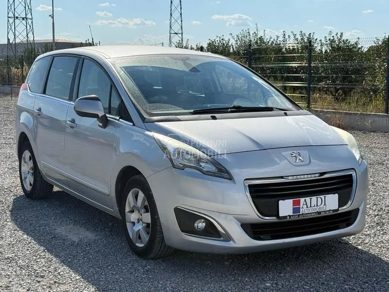 Peugeot 5008 2015 photo 2