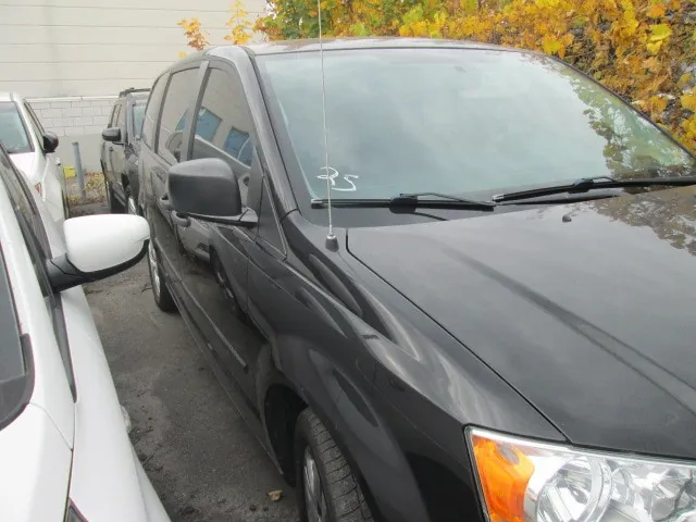 Dodge Grand Caravan 2015 photo 2