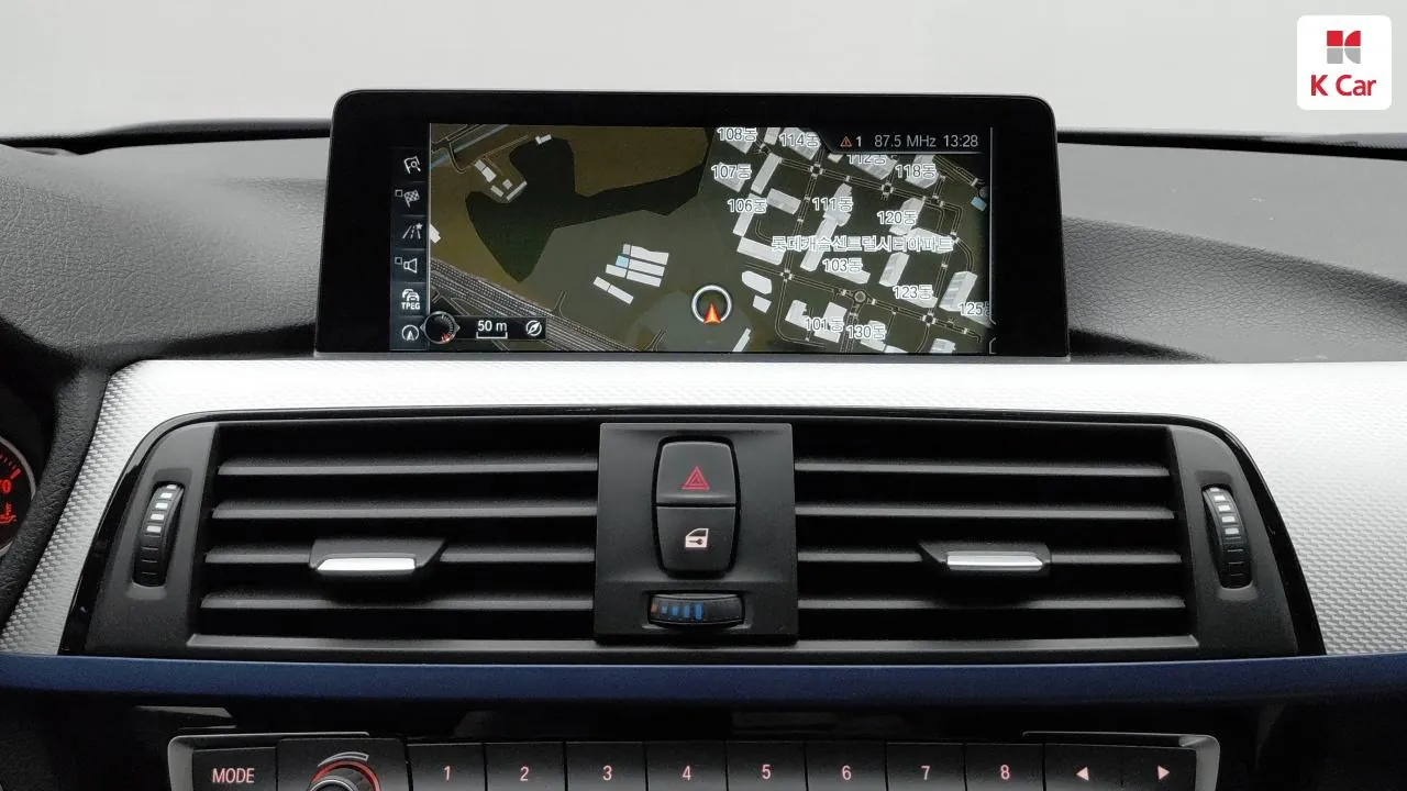 BMW 3 Series 2017 photo 4