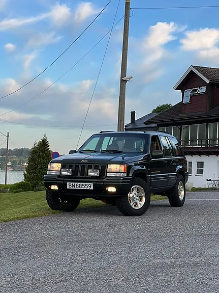 Jeep Grand Cherokee 1996 photo 2