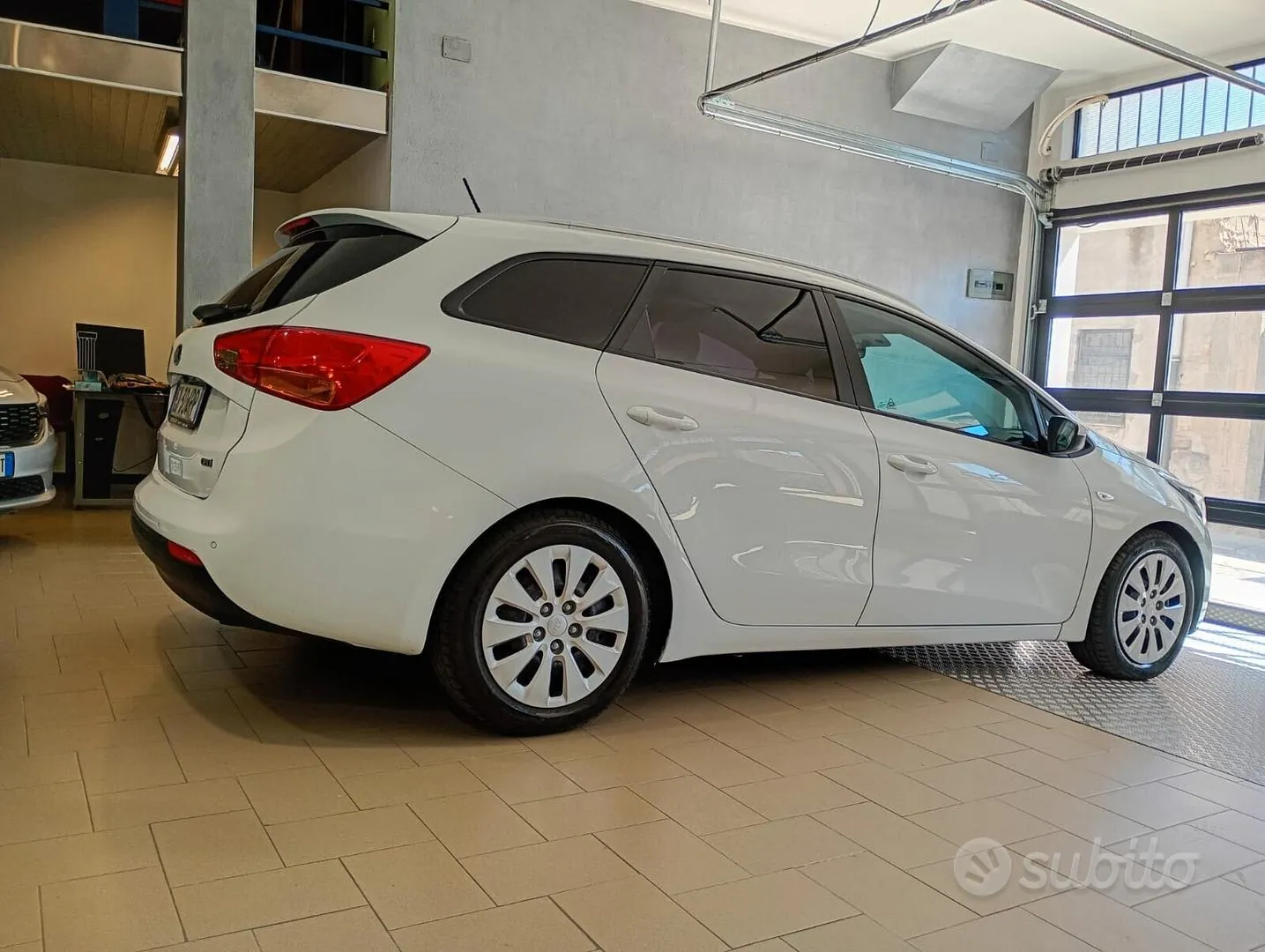 Kia Ceed 2015 photo 4