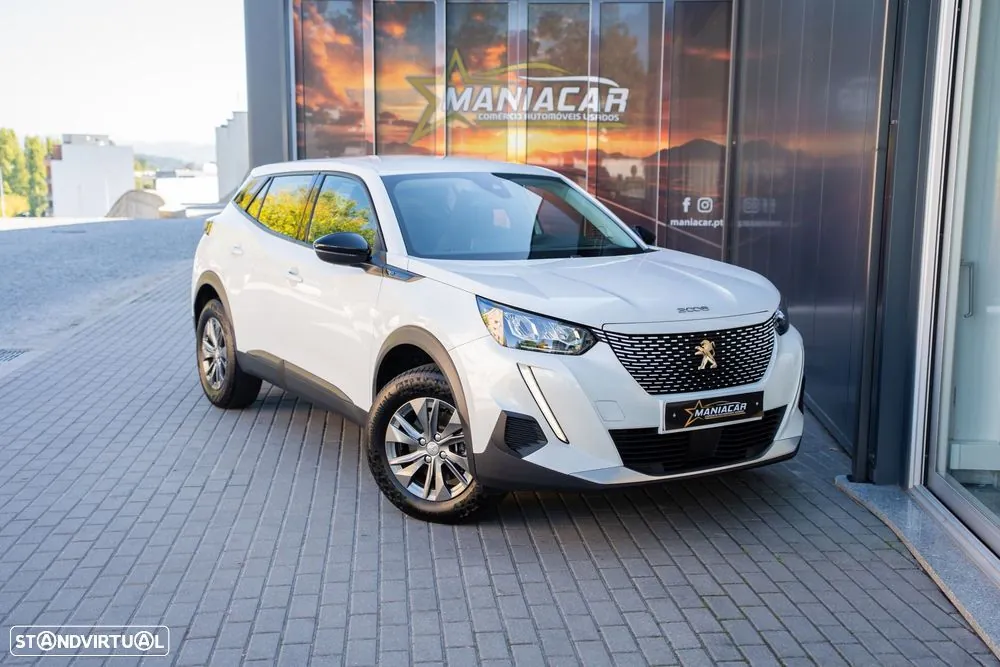 Peugeot E-2008