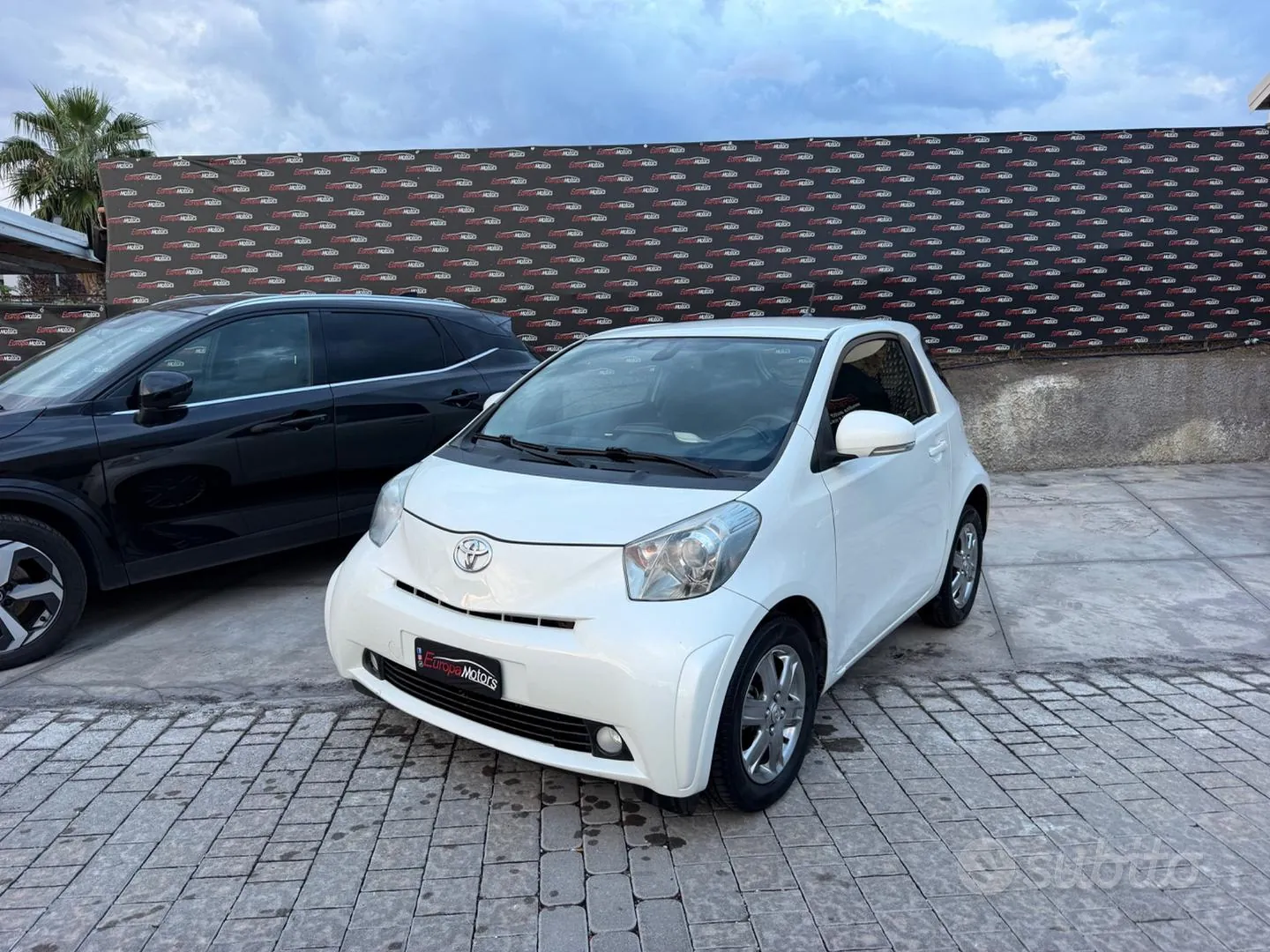 Toyota Iq 2011 photo 2