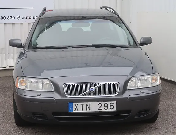 Volvo V70 2006 photo 2
