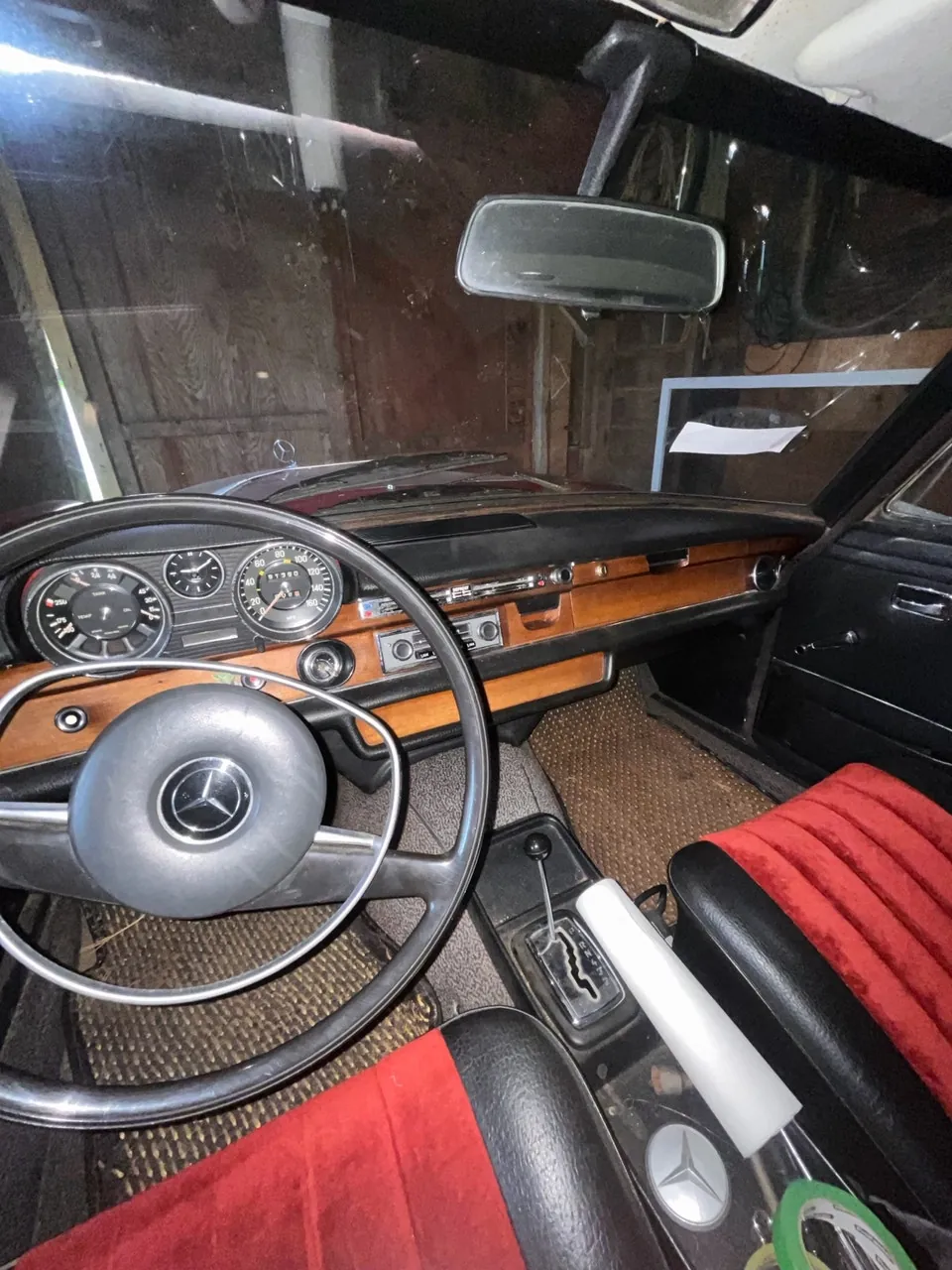 Mercedes-Benz 280S 1971 photo 5