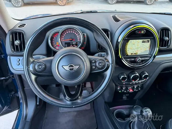Mini Mini Countryman 2017 photo 4