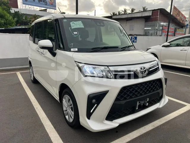 Toyota Roomy 2024 photo 2