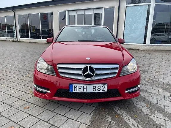 Mercedes-Benz C 350 2012 photo 2