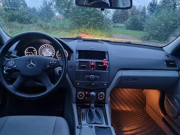 Mercedes-Benz C200 2008 photo 3