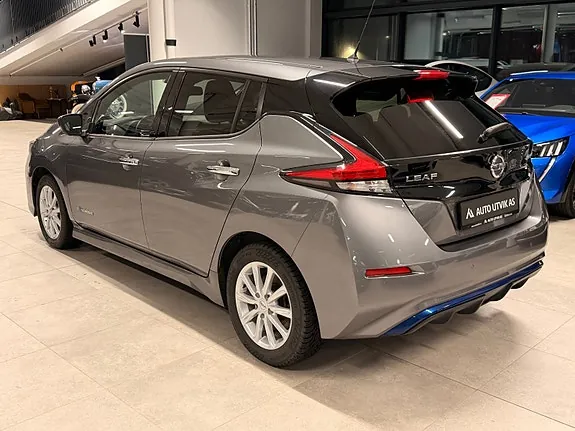 Nissan Leaf 2019 photo 2