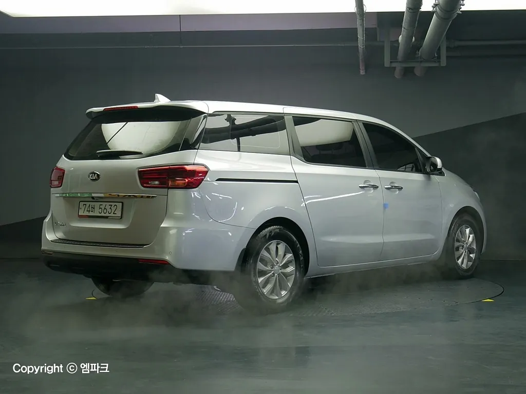 Kia Kamivan 2019 photo 4