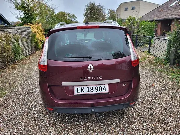 Renault Grand Scenic Iii 2013 photo 2