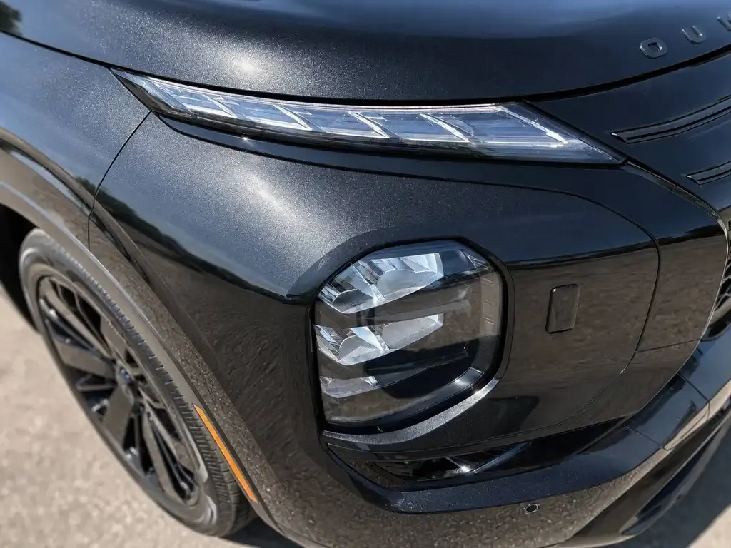 Mitsubishi Outlander 2026 photo 4
