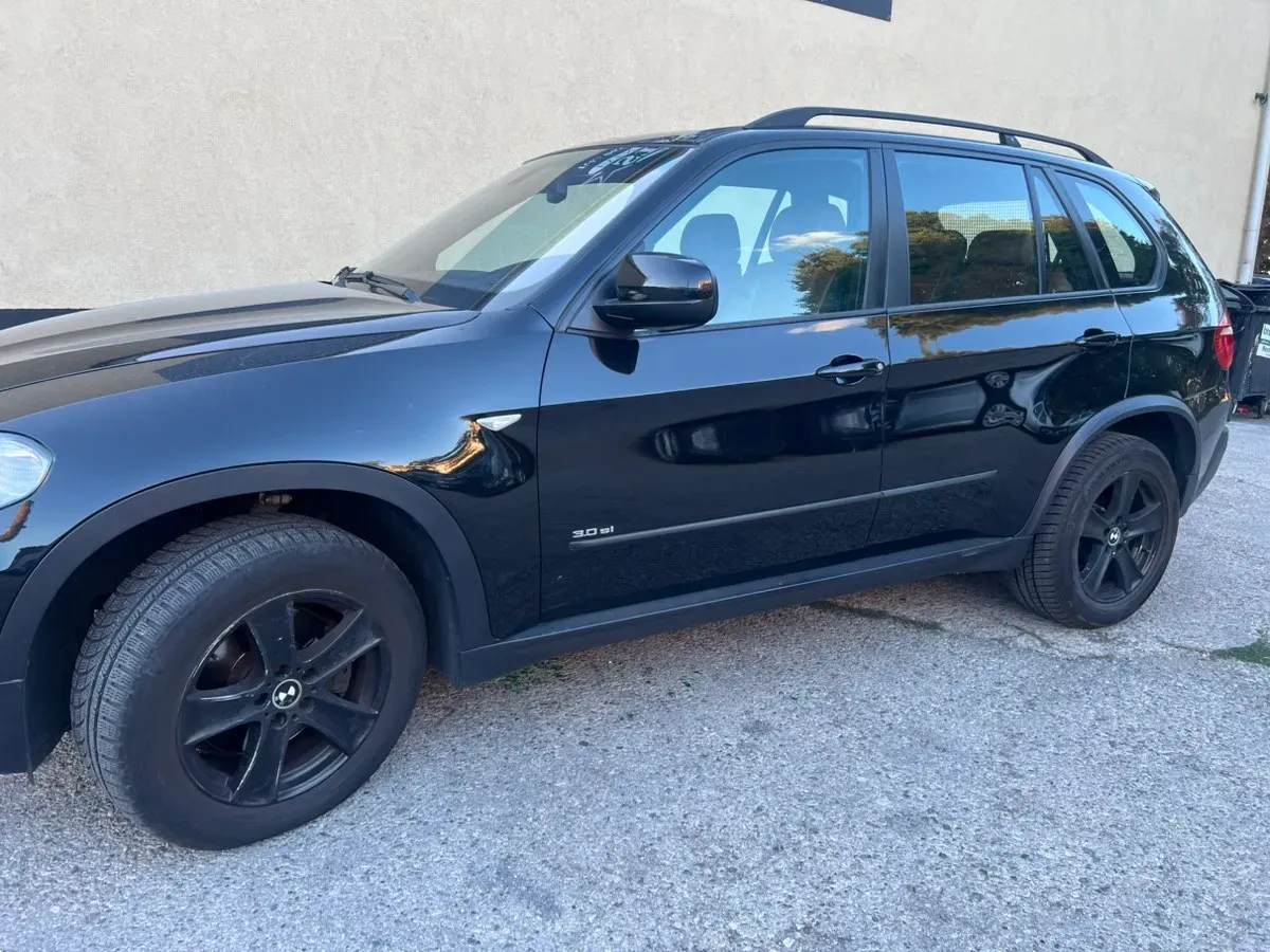 BMW X5 2007 photo 2