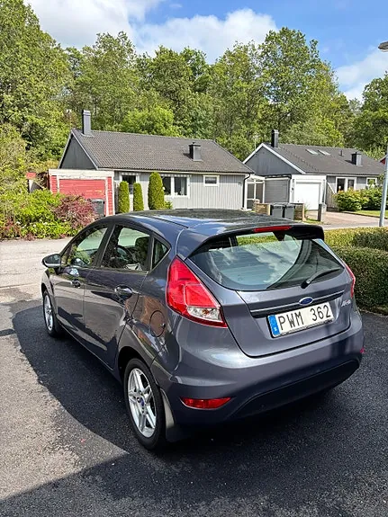 Ford Fiesta 2013 photo 4