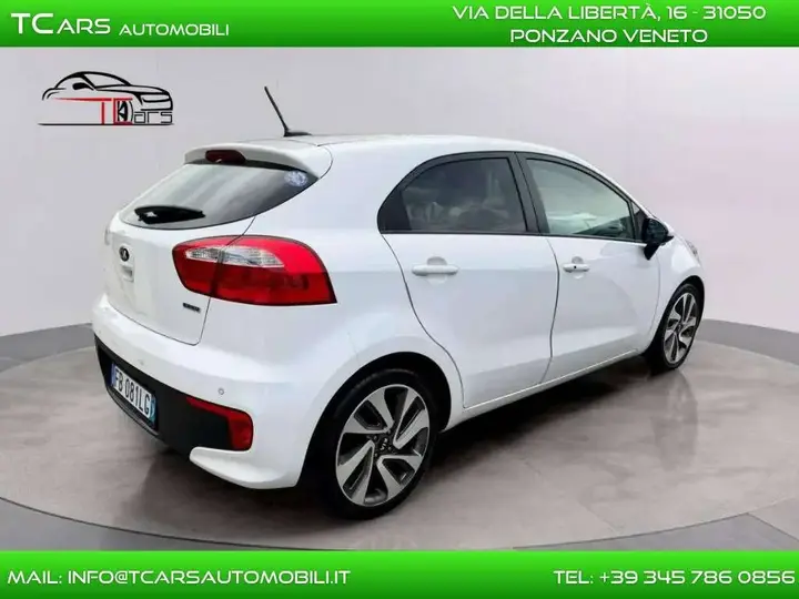 Kia Rio 2016 photo 5