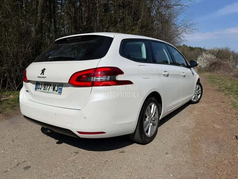 Peugeot 308 2020 photo 5
