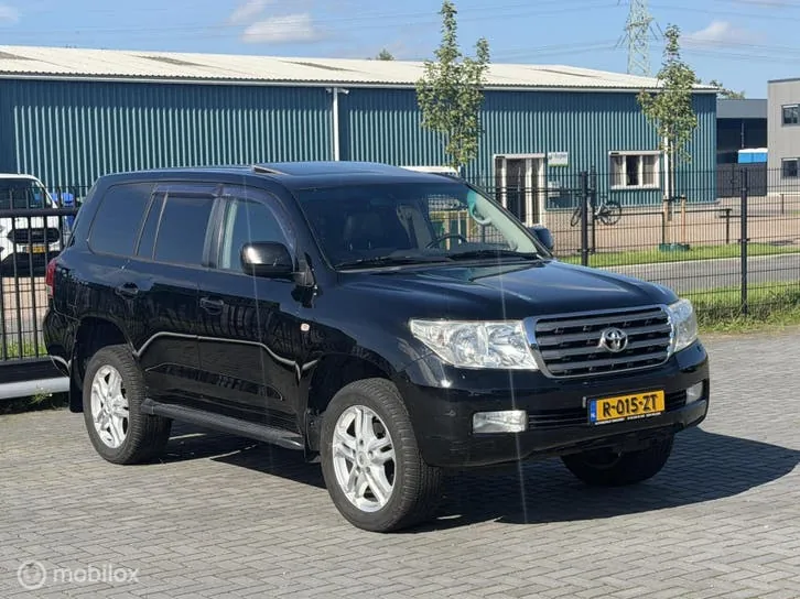 Toyota Land Cruiser 2008 photo 3