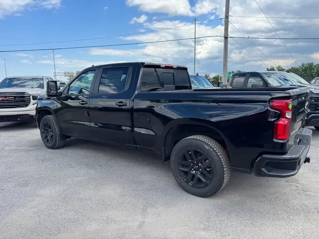 Chevrolet Silverado 1500 2026 photo 3