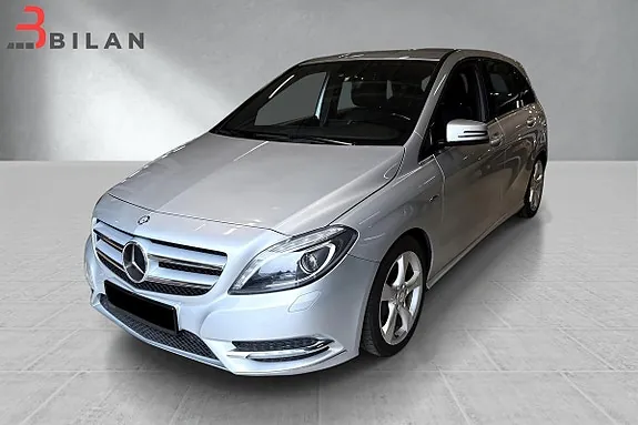 Mercedes-Benz B180 2013 photo 3