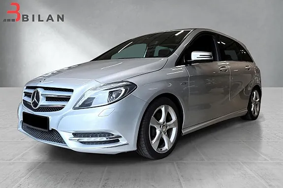 Mercedes-Benz B180 2013 photo 2