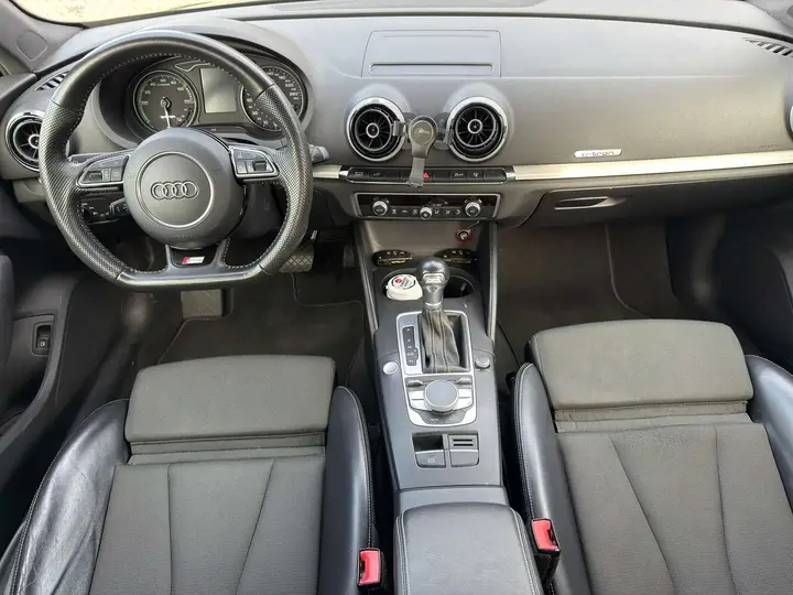 Audi A3 Sportback 2015 photo 3