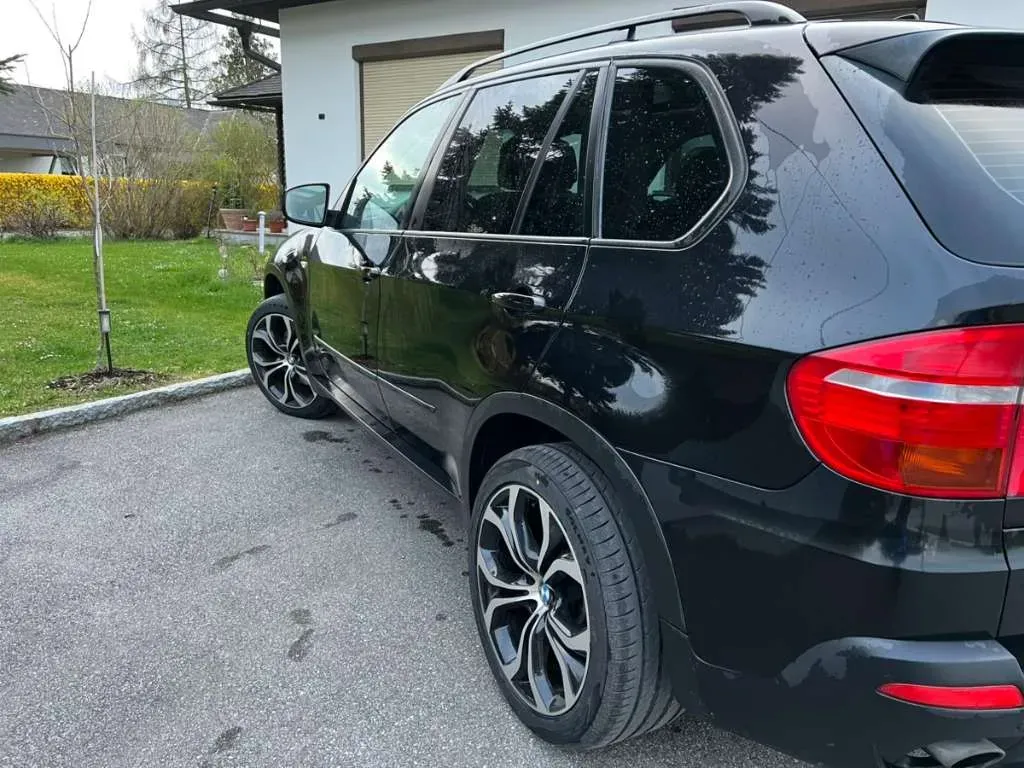 BMW X5 2009 photo 3