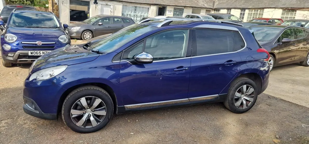 Peugeot 2008 2014 photo 2