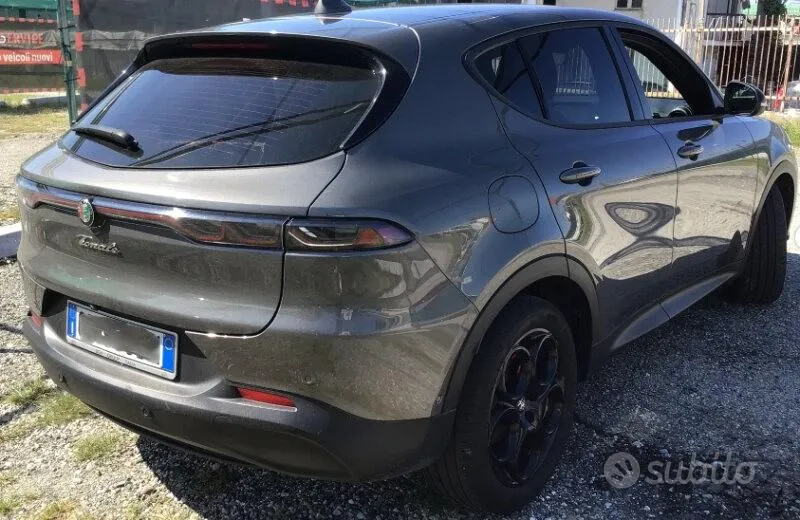 Alfa Romeo Tonale 2023 photo 4