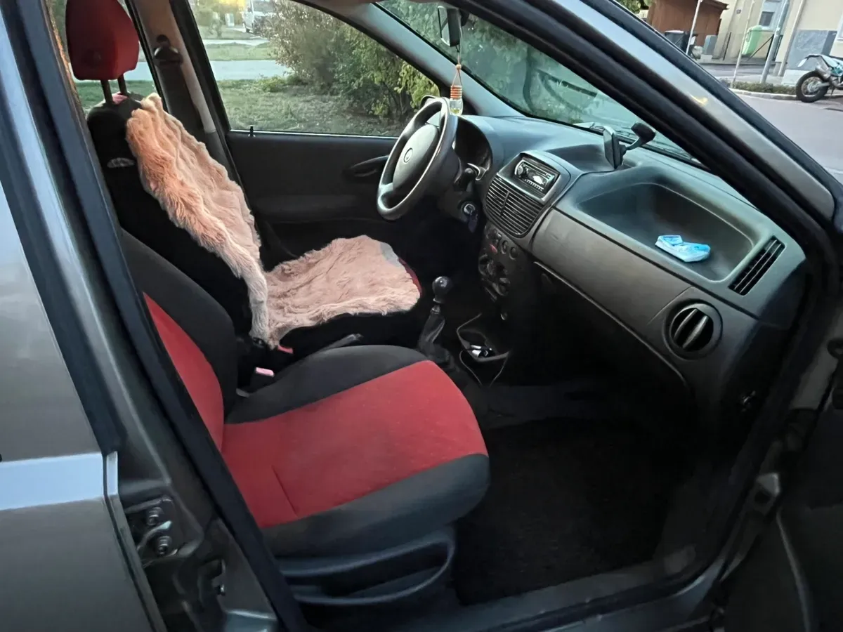 Fiat Punto 2007 photo 2