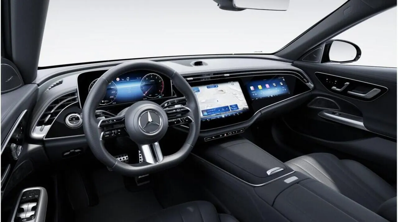 Mercedes-Benz E-Class photo 5