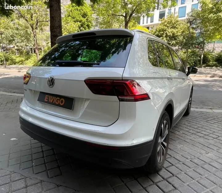 Volkswagen Tiguan 2019 photo 2