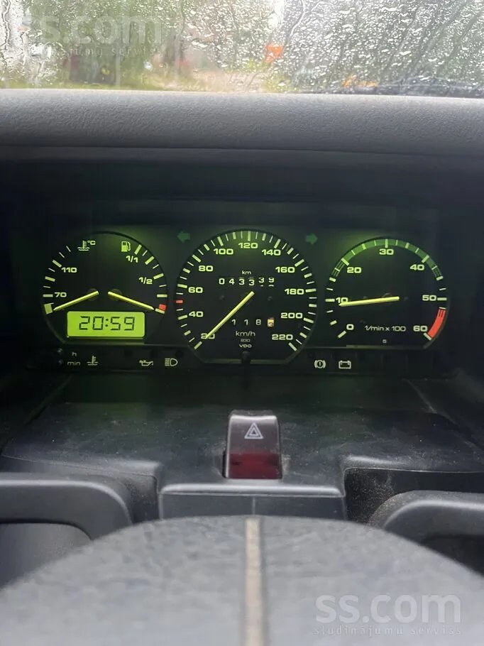 Volkswagen T4 1991 photo 4