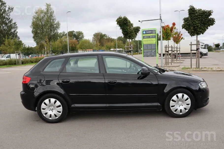 Audi A3 2009 photo 4