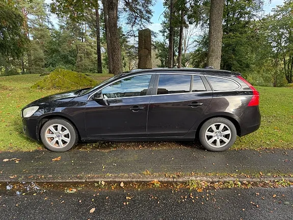 Volvo V60 2011 photo 4