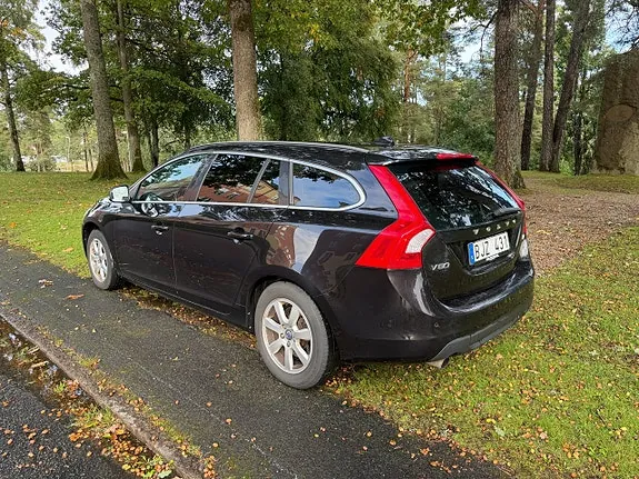 Volvo V60 2011 photo 5