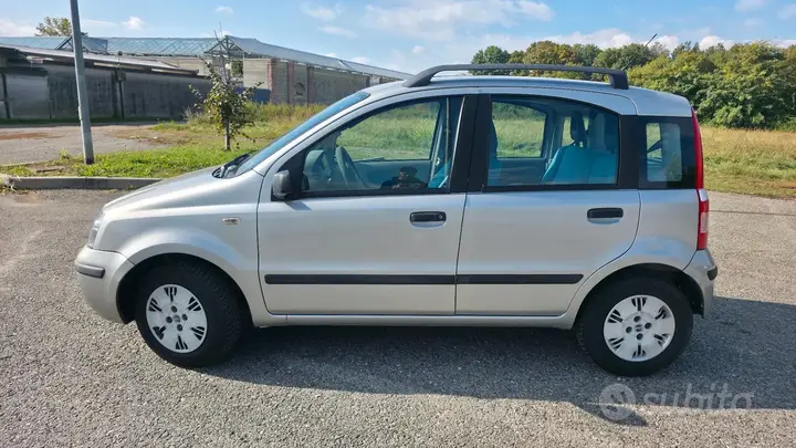Fiat Panda 2006 photo 2